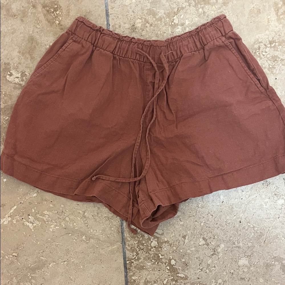 GAP Women's Casual Burnt Sienna Linen Shorts with pockets